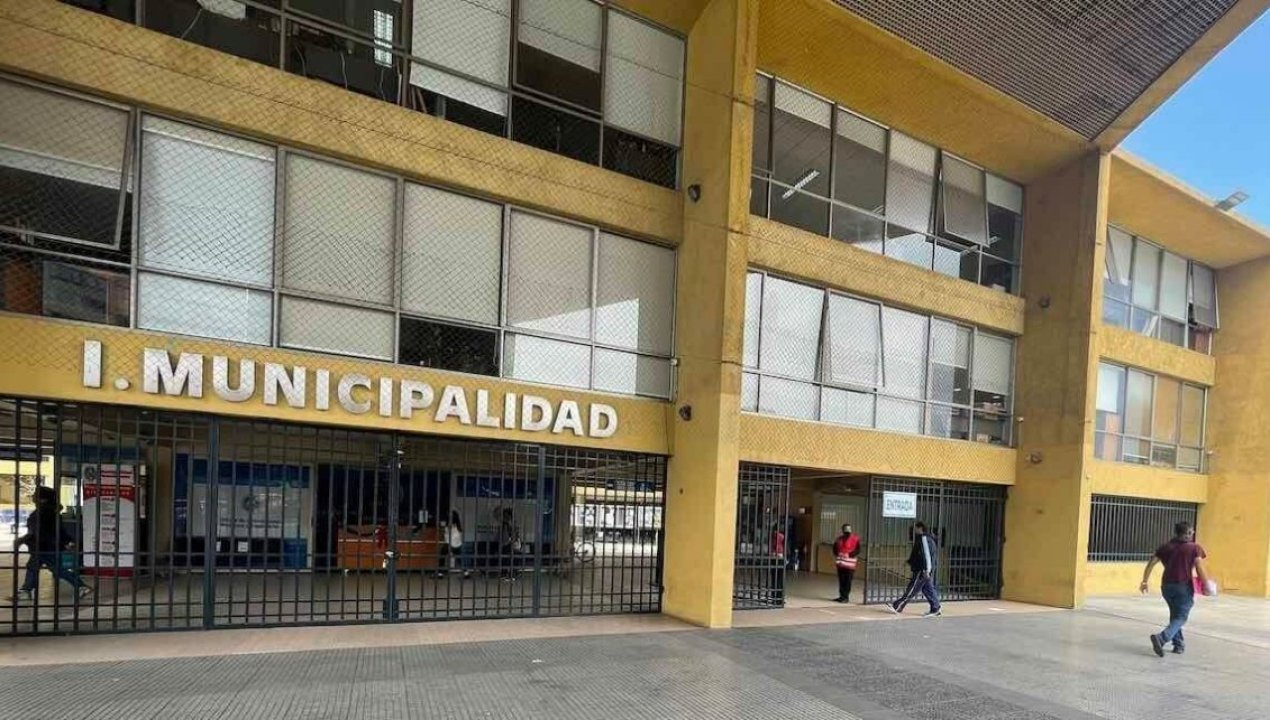 /local/crisis-en-chile-vamos-regional-polemicos-mensajes-del-alcalde-de