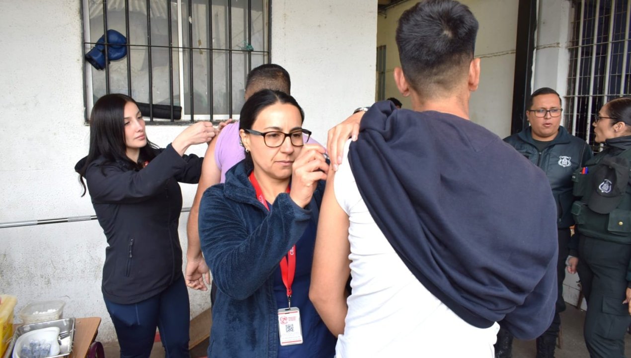 /vacunacion-influenza-avanza-en-carceles-del-maule