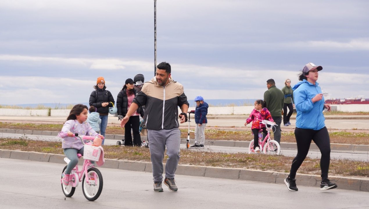 /la-costanera-es-tuya-cerro-el-2025-con-masiva-participacion-familiar