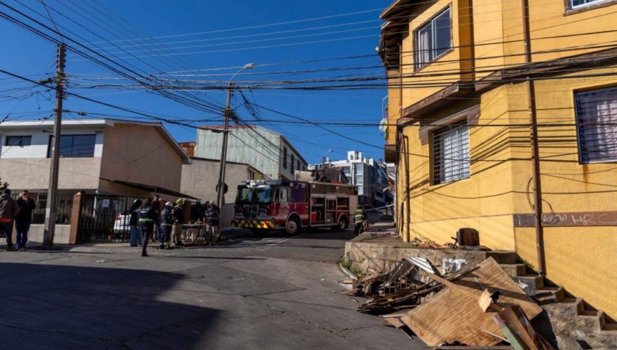 /regionales/region-de-valparaiso/diputado-celis-oficio-a-autoridades-por-colapso-de-vivienda-en-valparaiso