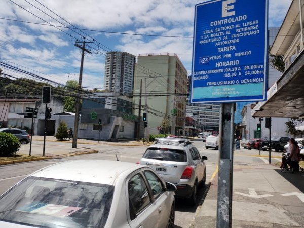 Puerto Montt busca tener estacionamientos 24/7 en el centro de la ciudad