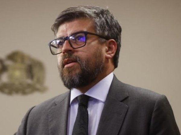 La controvertida propuestas del diputado Jaime Araya sobre migración
